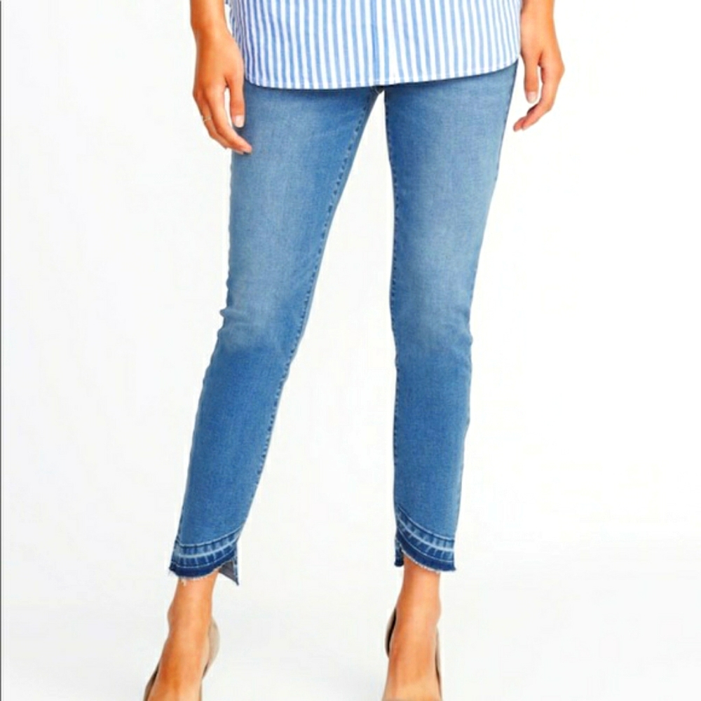 Old Navy Rockstar Frayed Hem Jeggings